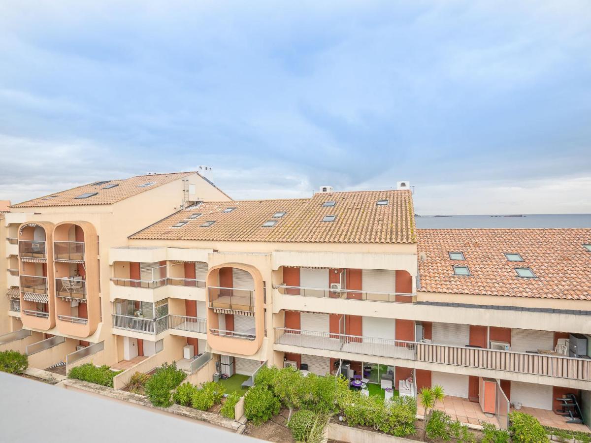 Apartment Le Capitole-8 By Interhome Фрежус Екстер'єр фото