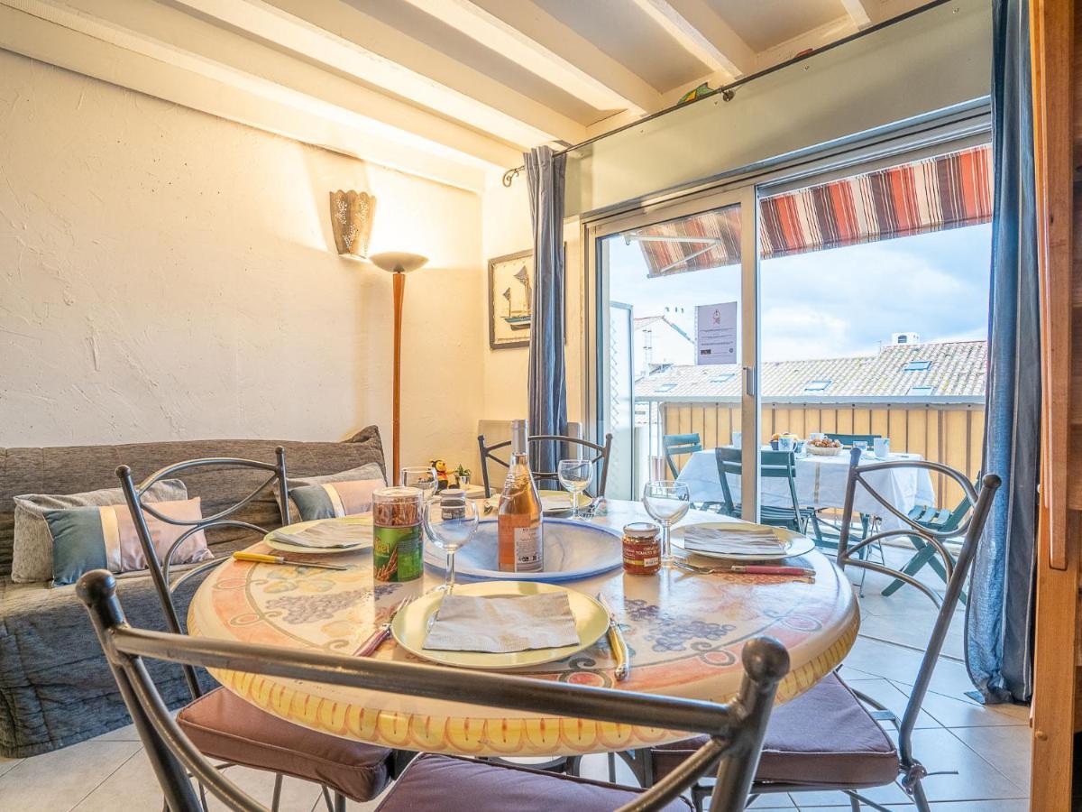 Apartment Le Capitole-8 By Interhome Фрежус Екстер'єр фото