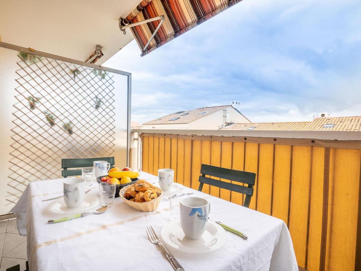 Apartment Le Capitole-8 By Interhome Фрежус Екстер'єр фото